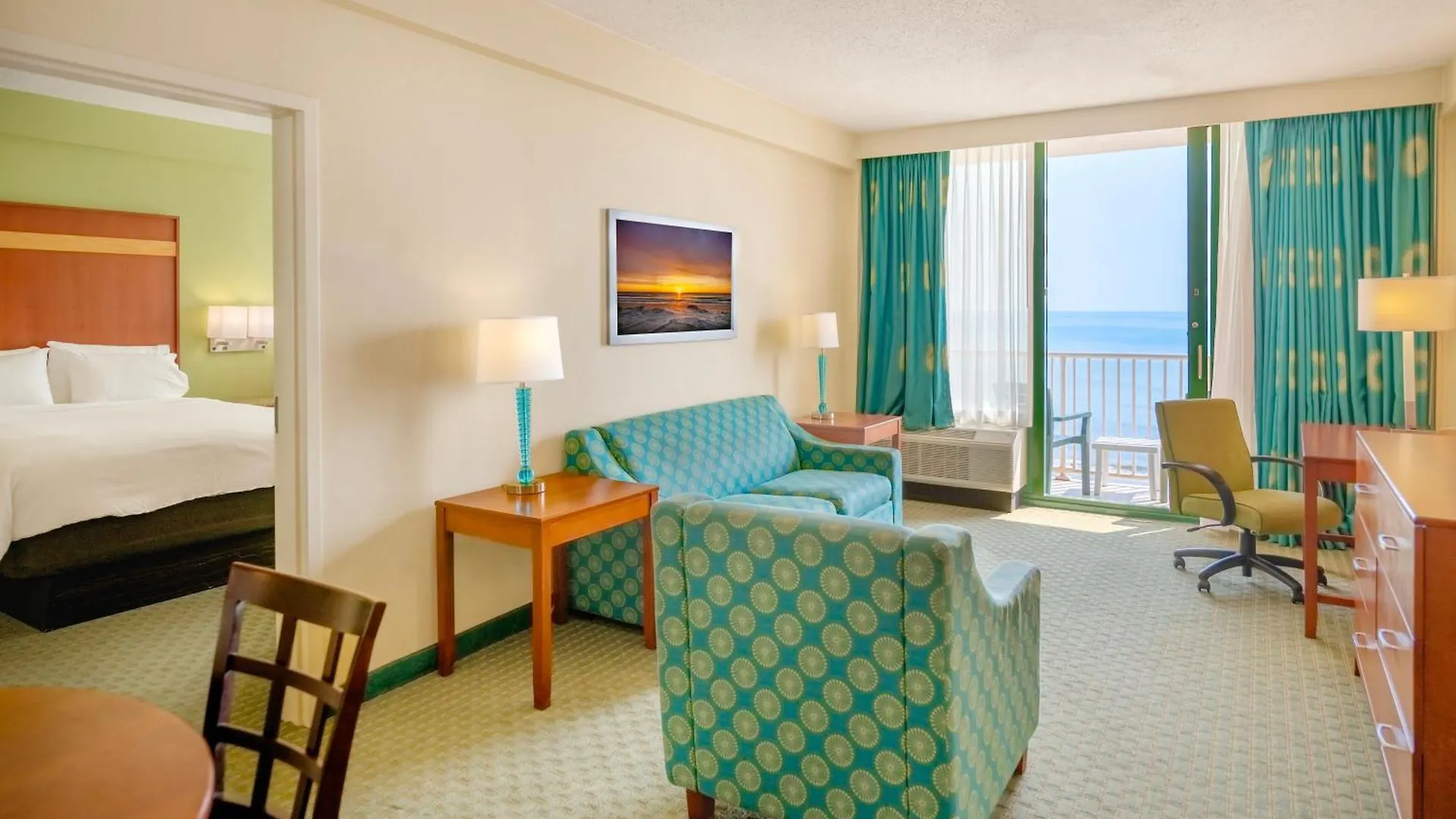Holiday Inn & Suites Virginia Beach - North Beach By Ihg 4*,