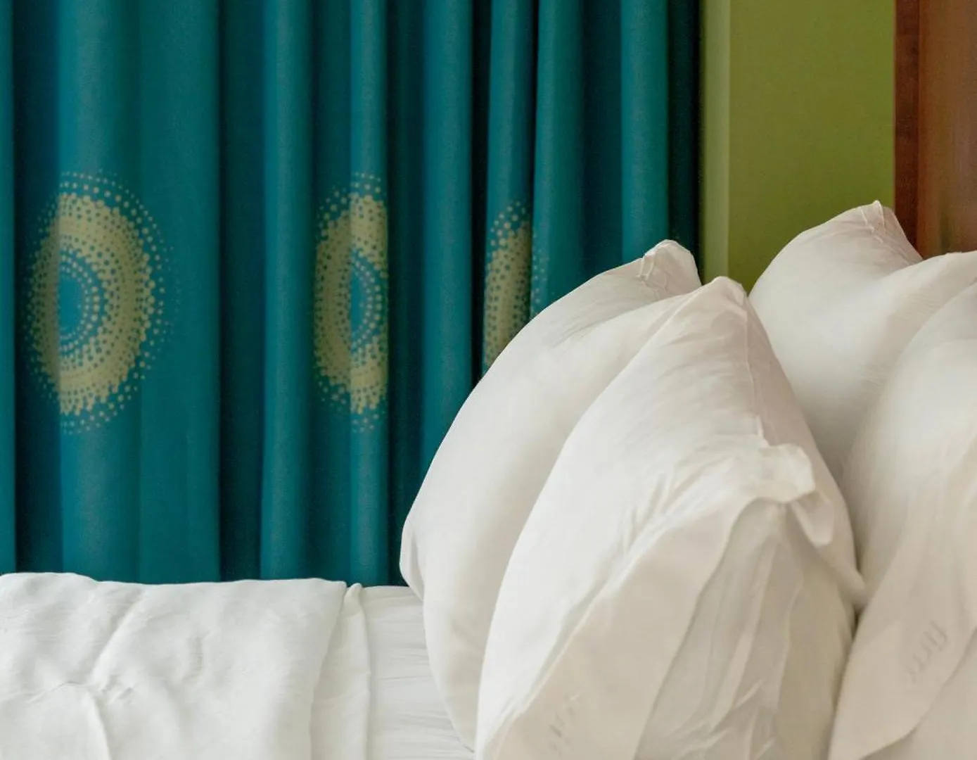 Holiday Inn & Suites Virginia Beach - North Beach By Ihg