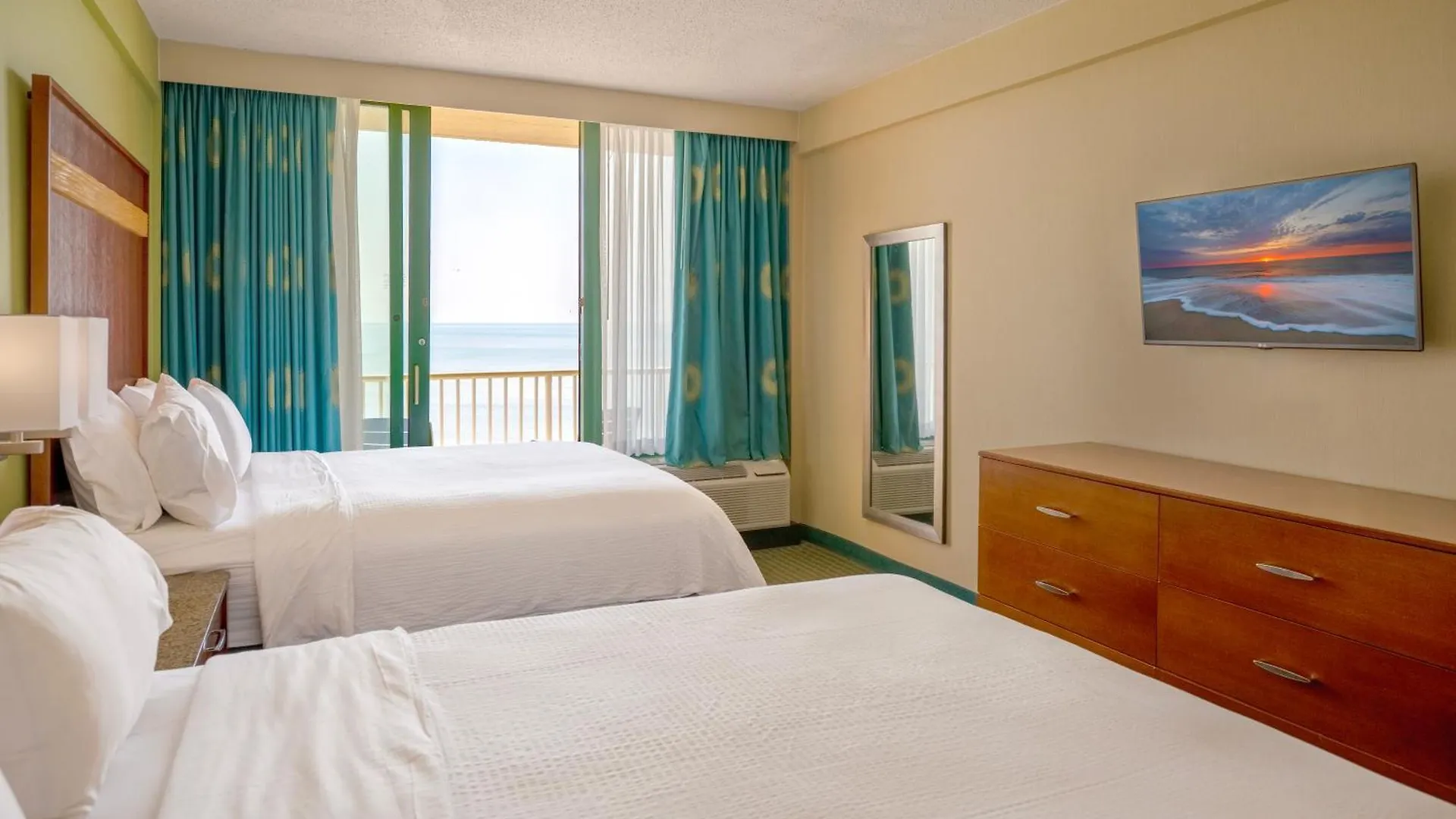 Holiday Inn & Suites Virginia Beach - North Beach By Ihg 4*,