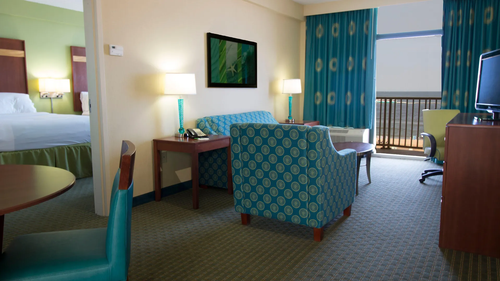 Holiday Inn & Suites Virginia Beach - North Beach By Ihg Resort