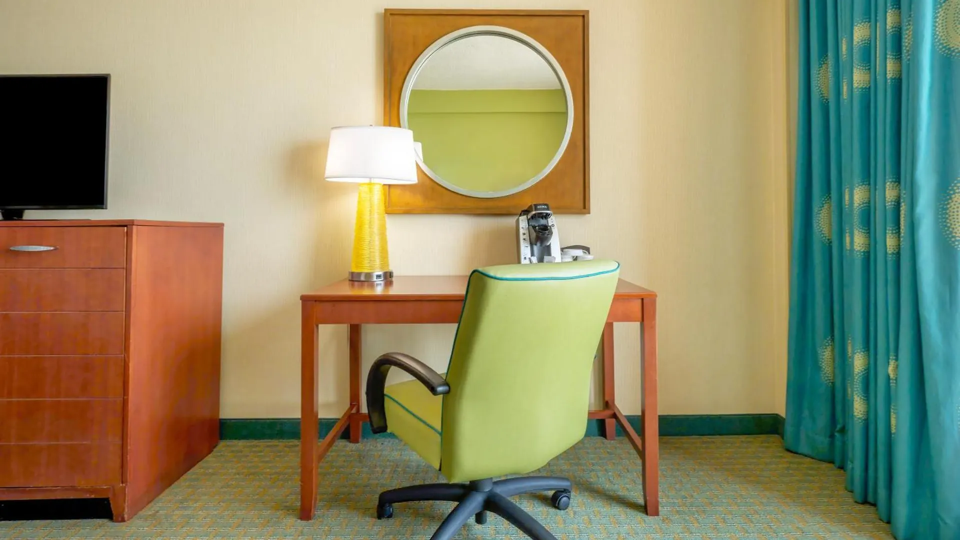 Resort Holiday Inn & Suites Virginia Beach - North Beach By Ihg